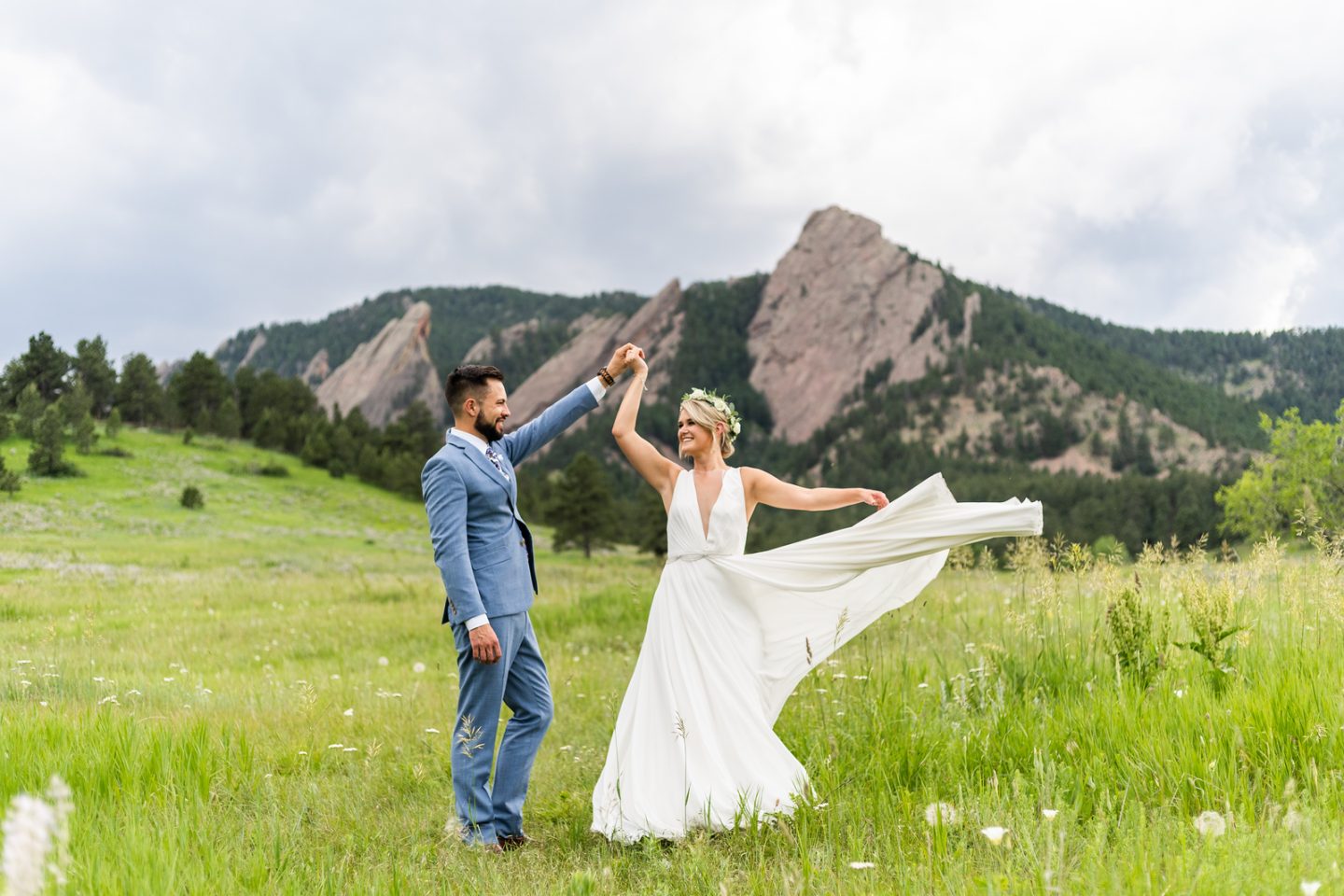 Chautauqua Park Lawn Elopement | Boulder, Colorado | Simply Eloped