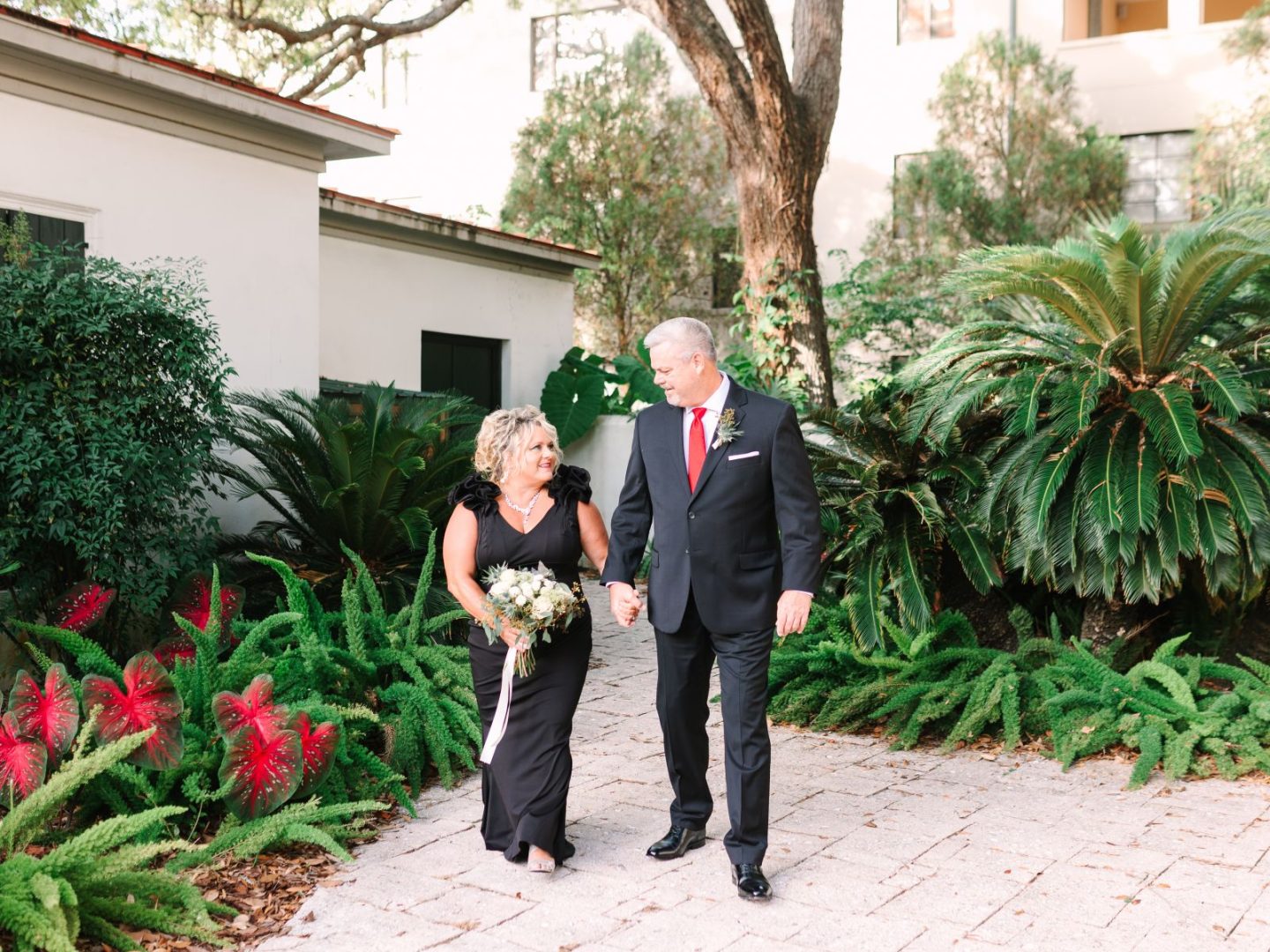 Peña Peck House Elopement | St. Augustine, Florida | Simply Eloped